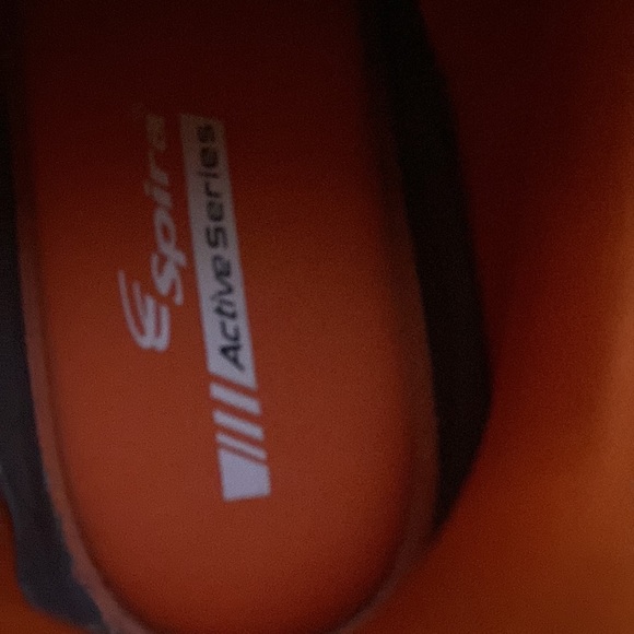 I have pair of shoes Spira active series used one time nice shoes multi color - Picture 7 of 9